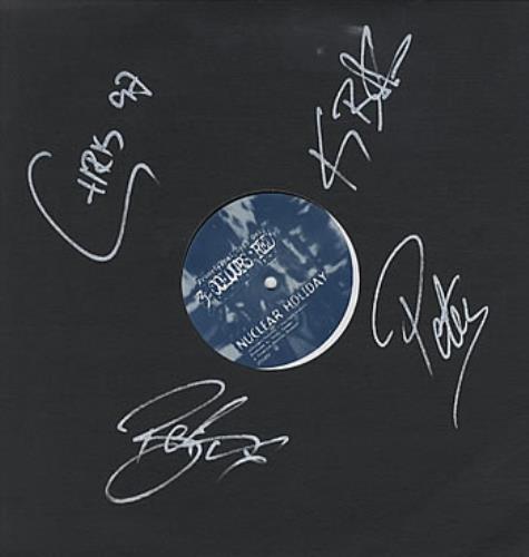 3 Colours Red Nuclear Holiday - Autographed 12" vinyl single (12 inch record / Maxi-single) UK 3CR12NU324867