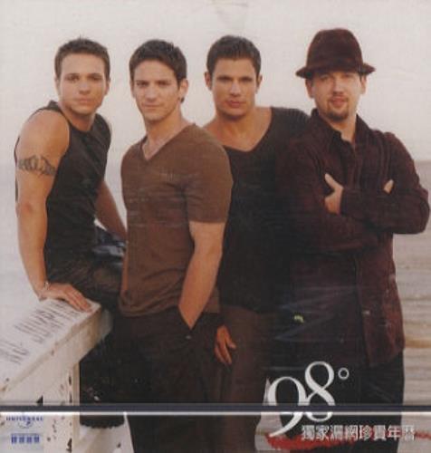98 Degrees 2001 Calendar calendar Taiwanese 98OCACA177354