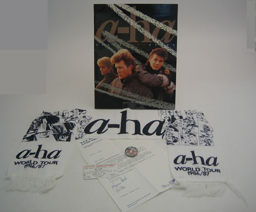 A-Ha World Tour 86-87 tour programme UK AHATRWO368500