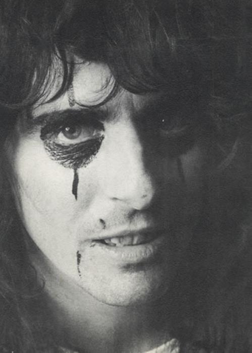 Alice Cooper Postcard With Facsmile Autographs handbill German COOHBPO402667