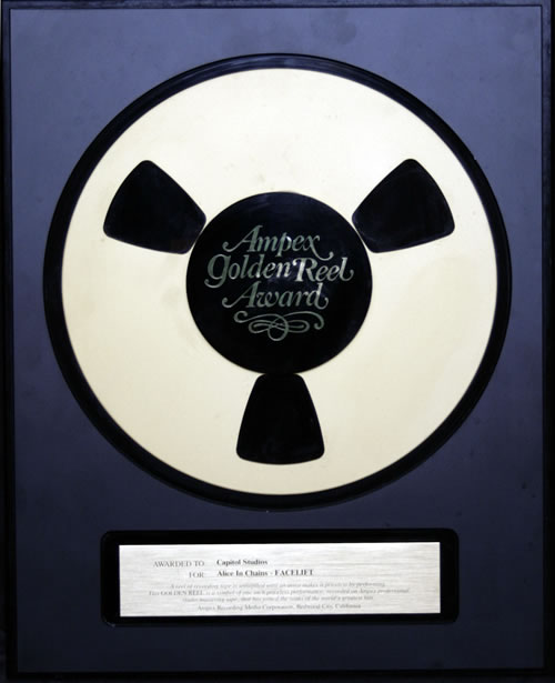 Alice In Chains Facelift award disc US AICAWFA552839