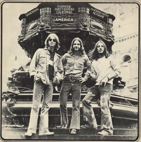 America A Horse With No Name - 1st - P/S 7" vinyl single (7 inch record / 45) UK AMR07AH736400