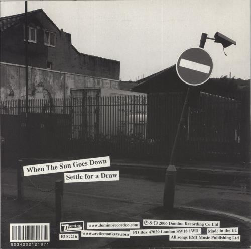 Arctic Monkeys When The Sun Goes Down - stickered 7" vinyl single (7 inch record / 45) UK MEO07WH858734