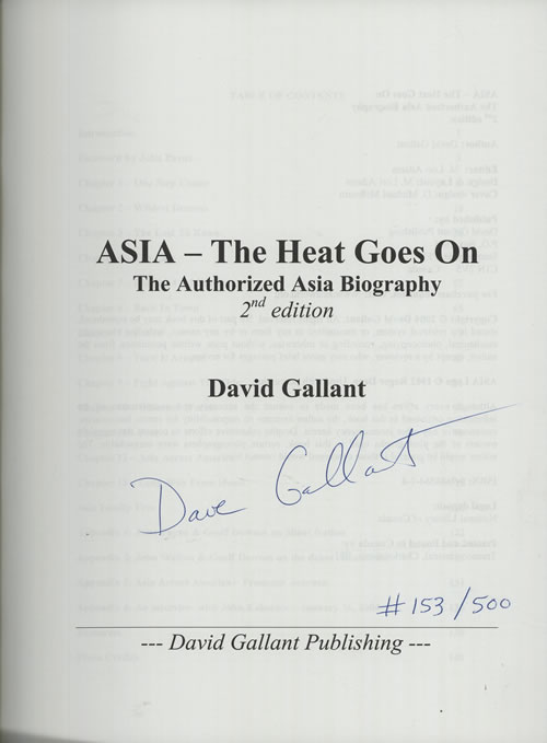 Asia The Heat Goes On - The Authorized Asia Biography, 2nd Edition book US ASIBKTH642030