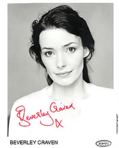 Beverley Craven Autographed Portrait Photograph photograph UK BCRPHAU262990