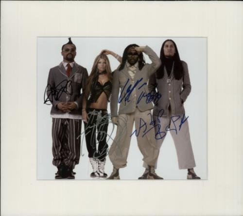Black Eyed Peas Fully Autographed Photograph memorabilia UK BPEMMFU604018