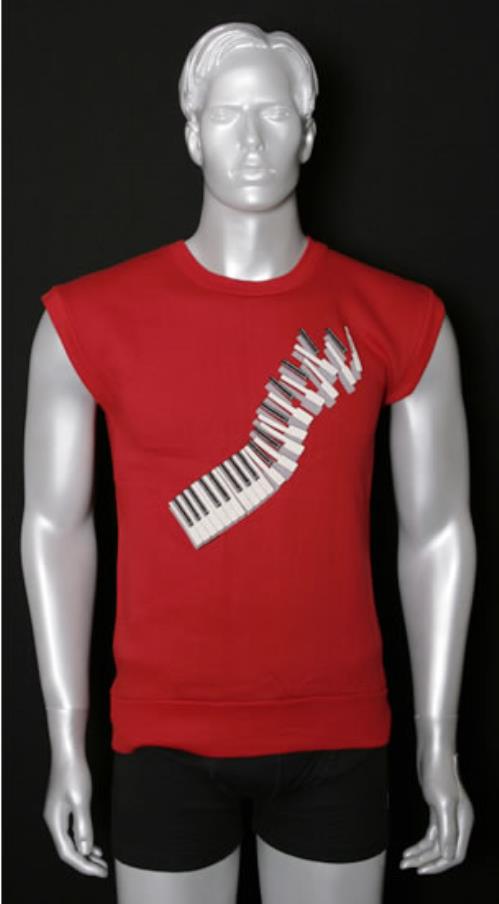 Christine McVie In Concert - Red L t-shirt US MCVTSIN540651