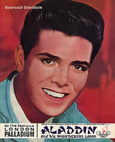 Cliff Richard Aladdin Programme tour programme UK RICTRAL59814