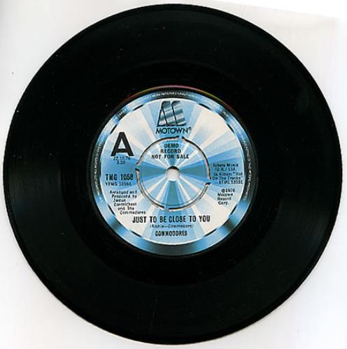 Commodores Just To Be Close To You 7" vinyl single (7 inch record / 45) UK CMM07JU346010