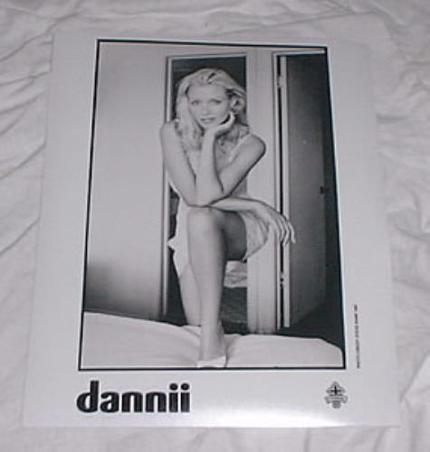 Dannii Minogue Publicity Photo photograph UK DANPHPU196768