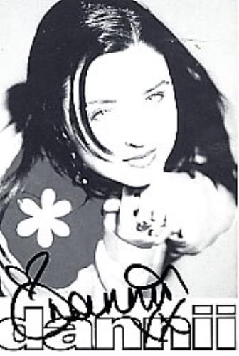 Dannii Minogue Signed Photograph photograph UK DANPHSI259117