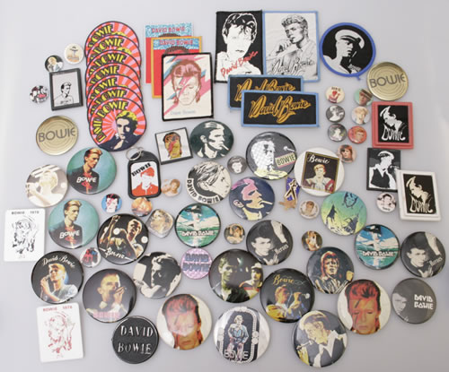 David Bowie Collection of Badges & Sew-on Patches badge UK BOWBGCO560111