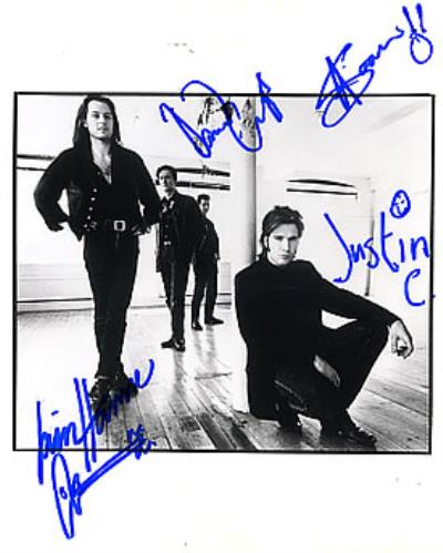 Del Amitri Autographed Publicity Photograph photograph UK DELPHAU259892