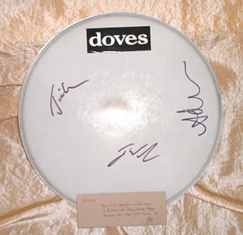 Doves Remo Drum Skin - Fully Autographed memorabilia UK VOSMMRE298571