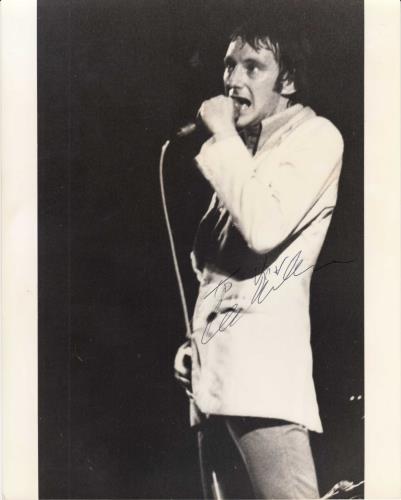 Dr Feelgood Signed Photograph photograph UK DRFPHSI740451