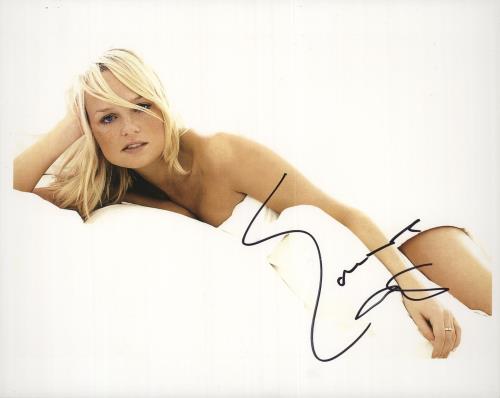 Emma Bunton Signed Photograph photograph UK EBUPHSI714648