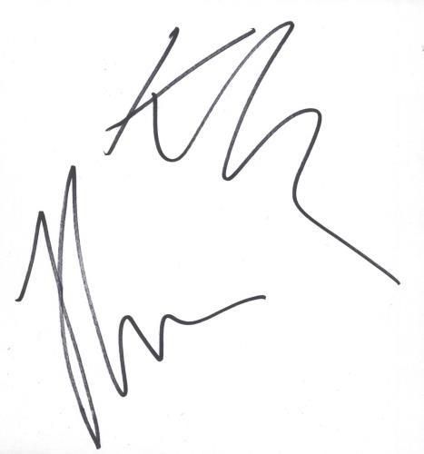 First Aid Kit Autographs memorabilia UK FI7MMAU744306