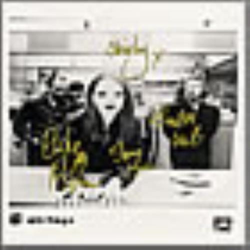 Garbage Signed Photo photograph UK GBGPHSI210741