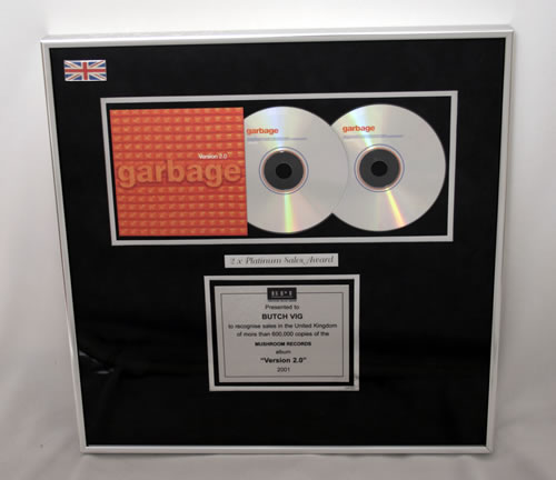 Garbage Version 2.0 award disc UK GBGAWVE563670