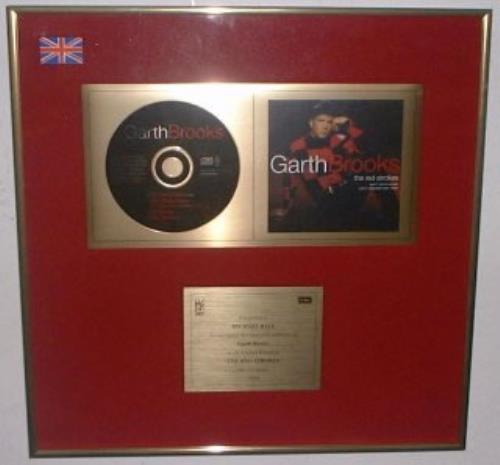 Garth Brooks The Red Strokes award disc UK GARAWTH148288