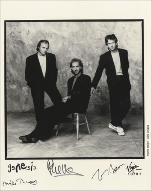 Genesis Signed Photograph photograph US GENPHSI440291