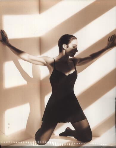 Gloria Estefan Evolution Tour Programme + 2 Ticket Stubs tour programme UK ESTTREV877055