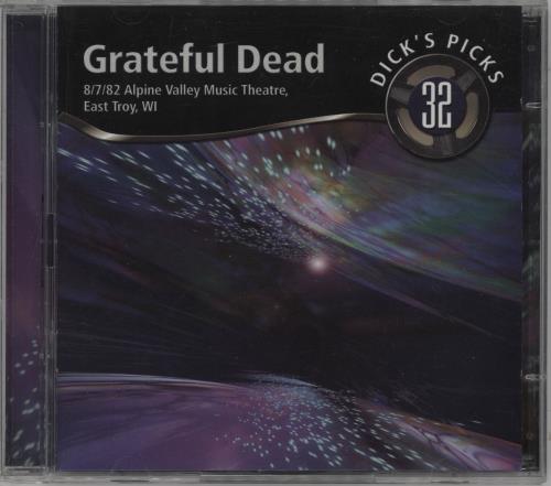 Grateful Dead Dick's Picks Volume Thirty Two 2 CD album set (Double CD) US GRD2CDI758283