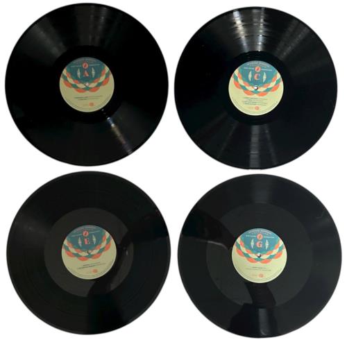Grateful Dead Veterans Memorial Coliseum, New Haven CT 1977 - RSD BF 2024 - 180 Gram Vinyl - EX Vinyl Box Set UK GRDVXVE878352