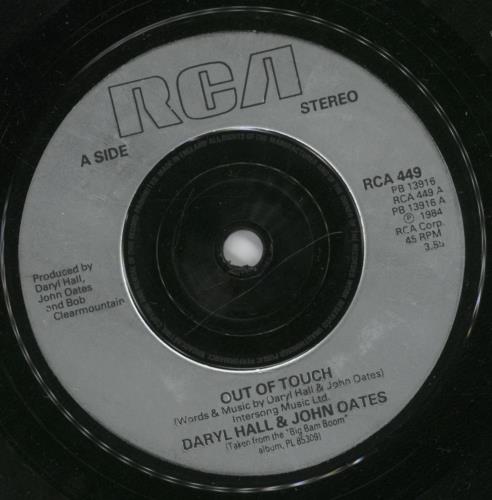 Hall & Oates Out Of Touch 7" vinyl single (7 inch record / 45) UK HNO07OU461495
