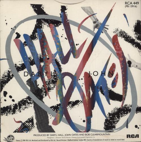 Hall & Oates Out Of Touch 7" vinyl single (7 inch record / 45) UK HNO07OU461495