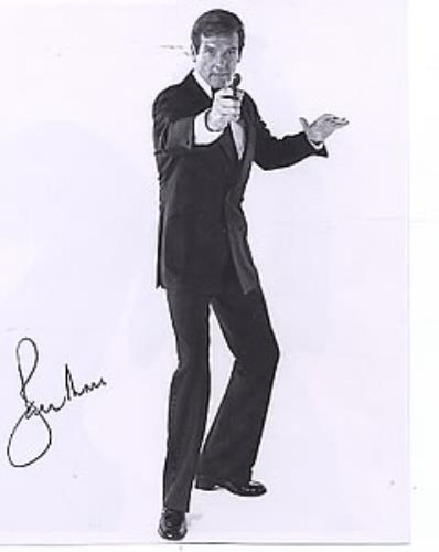 James Bond Autographed Picture memorabilia UK JBDMMAU259580