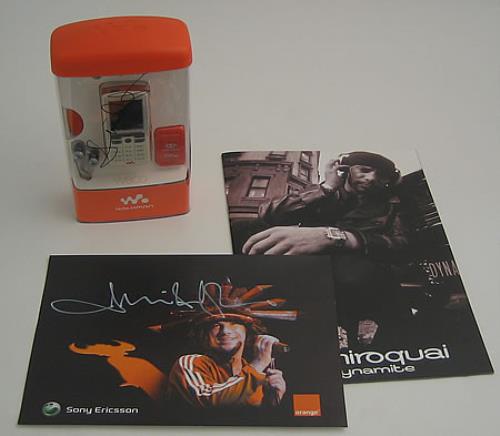 Jamiroquai Dynamite Autographed Mobile Phone Promotional Pack memorabilia UK JMQMMDY360046