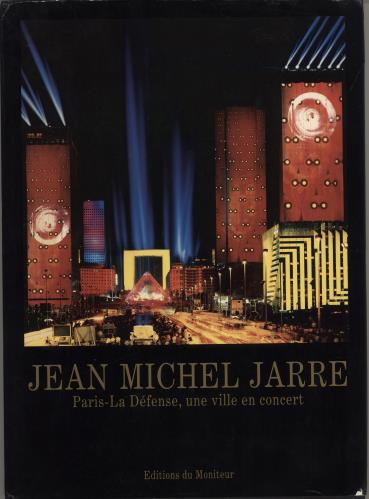 Jean-Michel Jarre Paris-La Defense, une ville en concert book French JMJBKPA775310