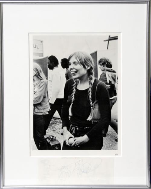 Joni Mitchell Framed And Mounted Autograph memorabilia UK JNIMMFR547194
