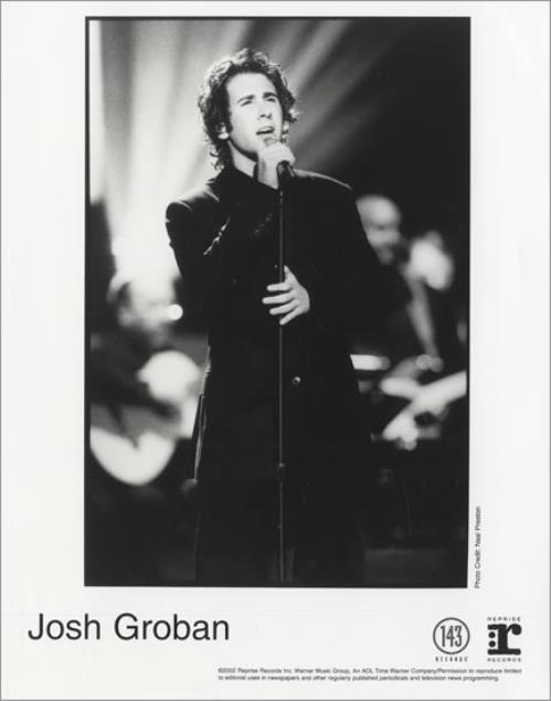Josh Groban Eponymous media press pack US JHGPPEP492386