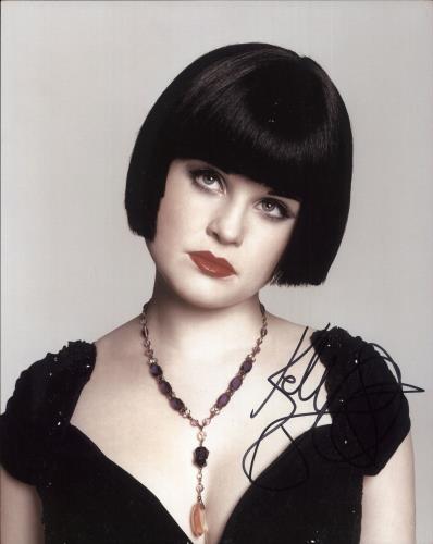 Kelly Osbourne Autographed Photo photograph UK KOZPHAU721729