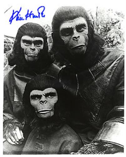 Kim Hunter Planet Of The Apes Family Portrait - Autographed photograph UK KH2PHPL263016