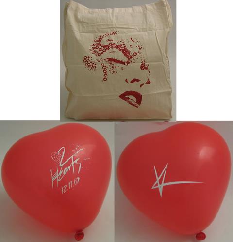 Kylie Minogue 2 Hearts Party Pack memorabilia UK KYLMMHE422533