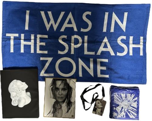 Kylie Minogue Aphrodite Les Folies - Splash Zone Pack - Autographed tour programme UK KYLTRAP877451