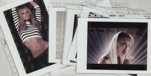 Kylie Minogue Set of Seventeen Photographic Reprints memorabilia UK KYLMMSE606408