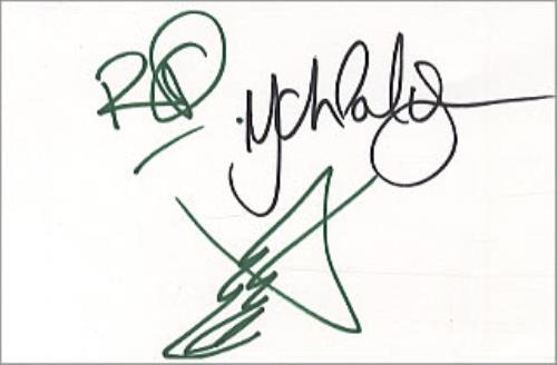 Led Zeppelin Autographed Postcard! memorabilia UK ZEPMMAU321967