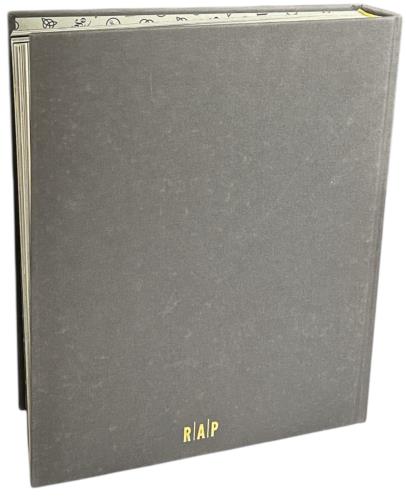 Led Zeppelin Led Zeppelin book UK ZEPBKLE882598