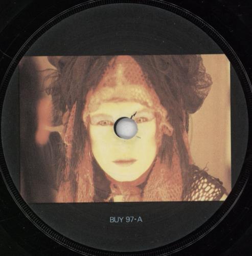 Lene Lovich New Toy 7" vinyl single (7 inch record / 45) UK LLV07NE556512
