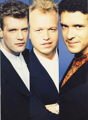 Level 42 Guaranteed tour programme UK L42TRGU368214