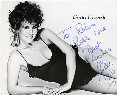 Linda Lusardi Autographed Photo photograph UK LLUPHAU308948