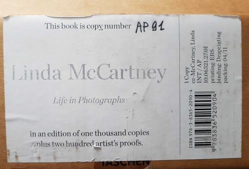 Linda McCartney Linda McCartney: Life in Photographs - Artist's Proof #91 book UK LMCBKLI707604