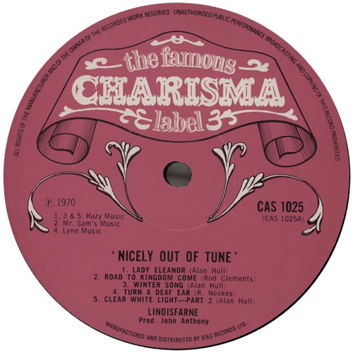 Lindisfarne Nicely Out Of Tune - 1st vinyl LP album (LP record) UK LSFLPNI77507