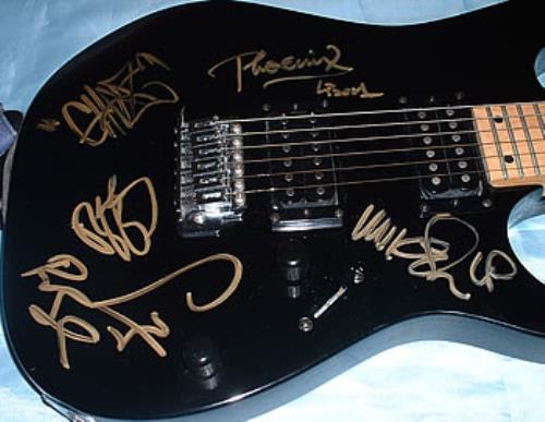 Linkin Park Ibanez - Autographed memorabilia US LKPMMIB224275