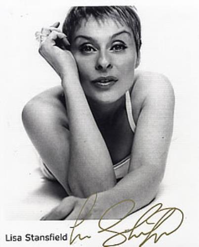 Lisa Stansfield Autographed Publicity Photograph photograph UK STAPHAU261678