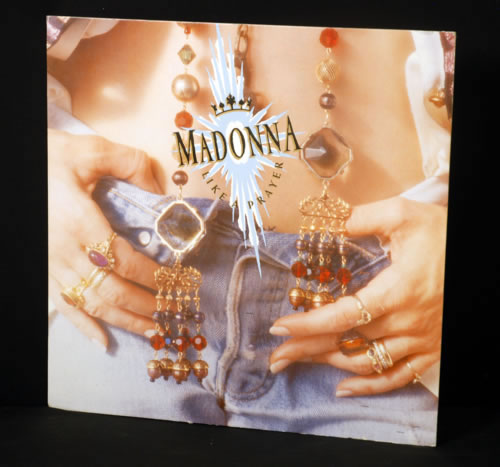 Madonna Like A Prayer display UK MADDILI619465